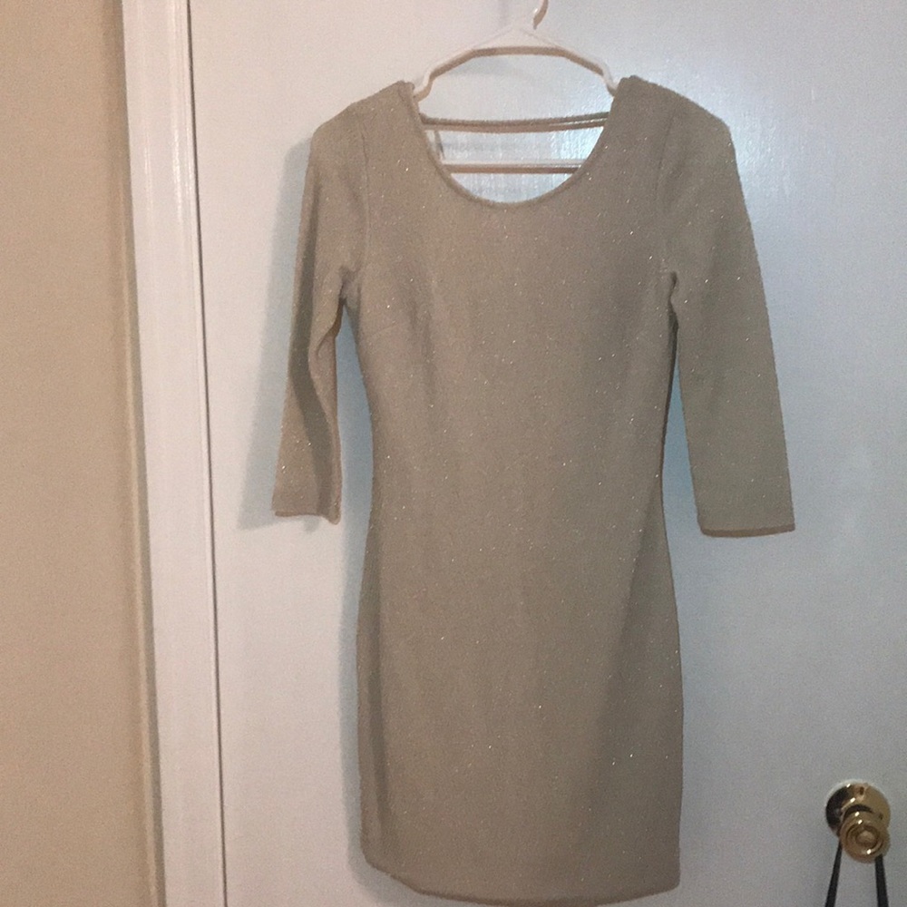 A night dress / holiday dress